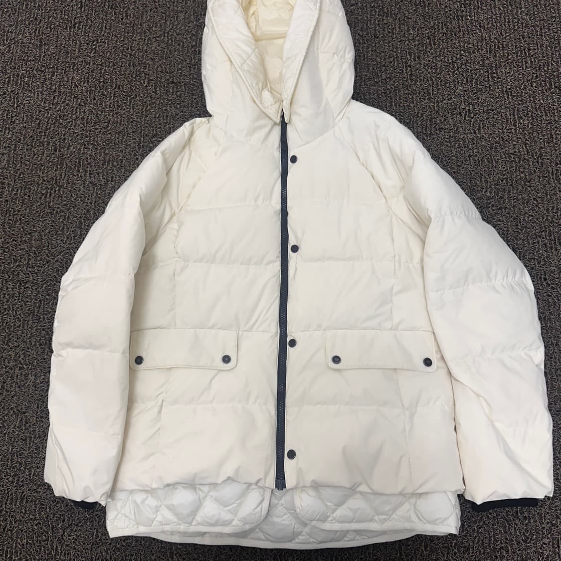 빈폴 여성 구스다운 후드 패딩 점퍼 100사이즈 상품이미지1