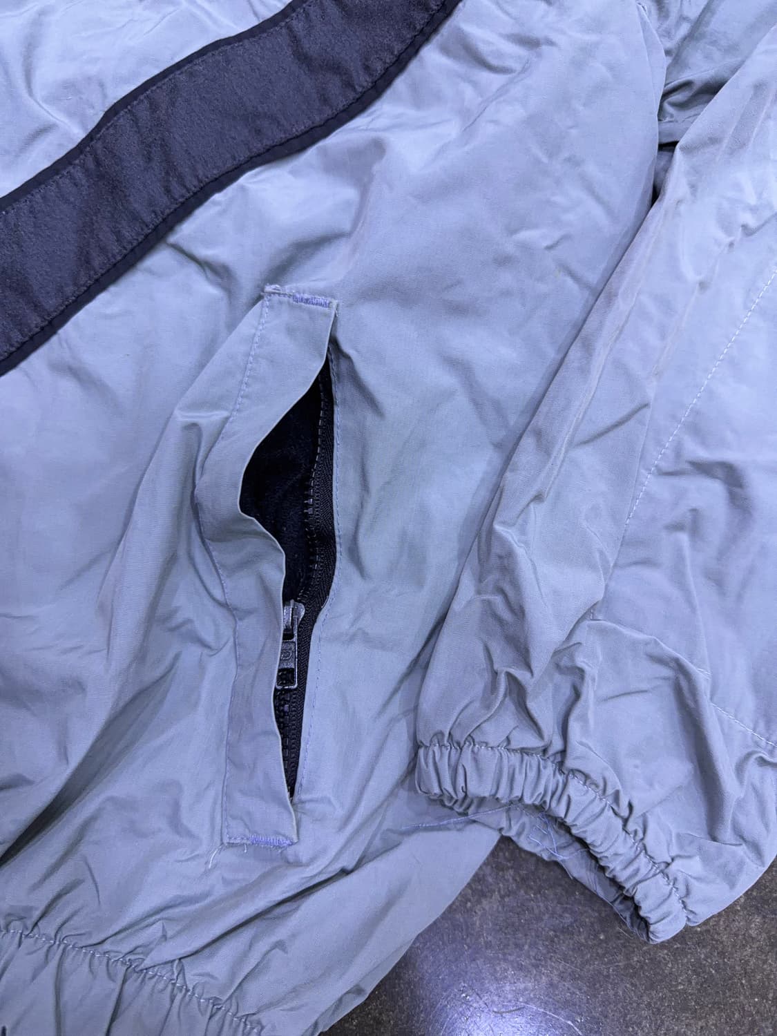 미군 U.S ARMY IPFU 비람막이 잠퍼 자켓 M 레귤러핏 상품이미지5