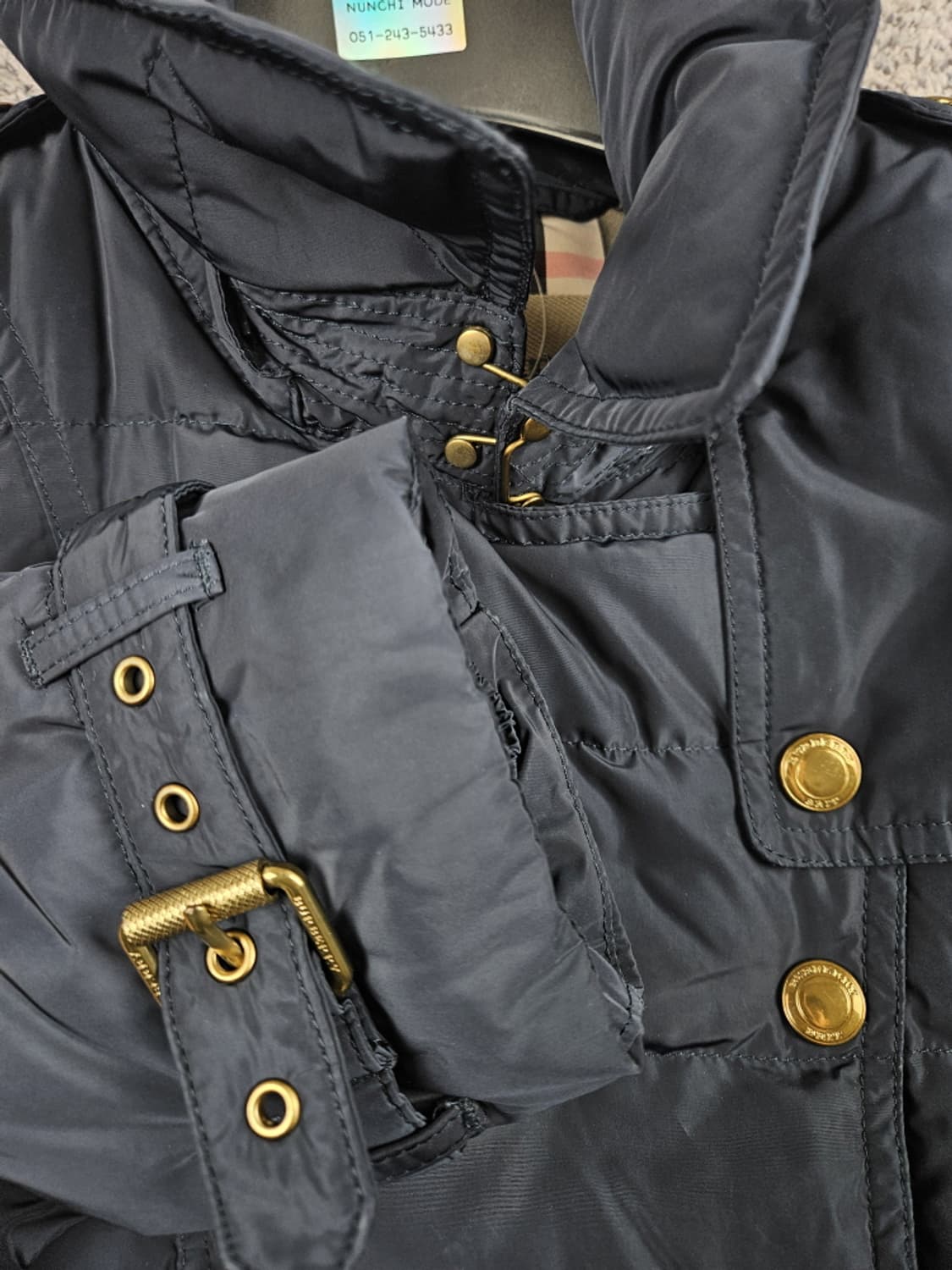 버버리 더블 브레스트 벨티드 퀼팅 다운 자켓 ( M ) / 10257 상품이미지6