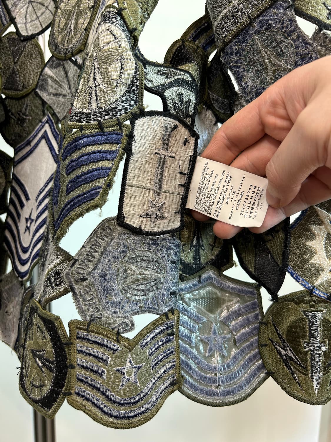 마르지엘라 밀리터리 인시그니아 베스트 상품이미지8