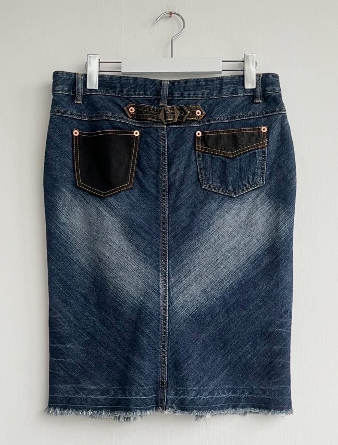  H.S.N 워싱 데님 미디 스커트  상품이미지1