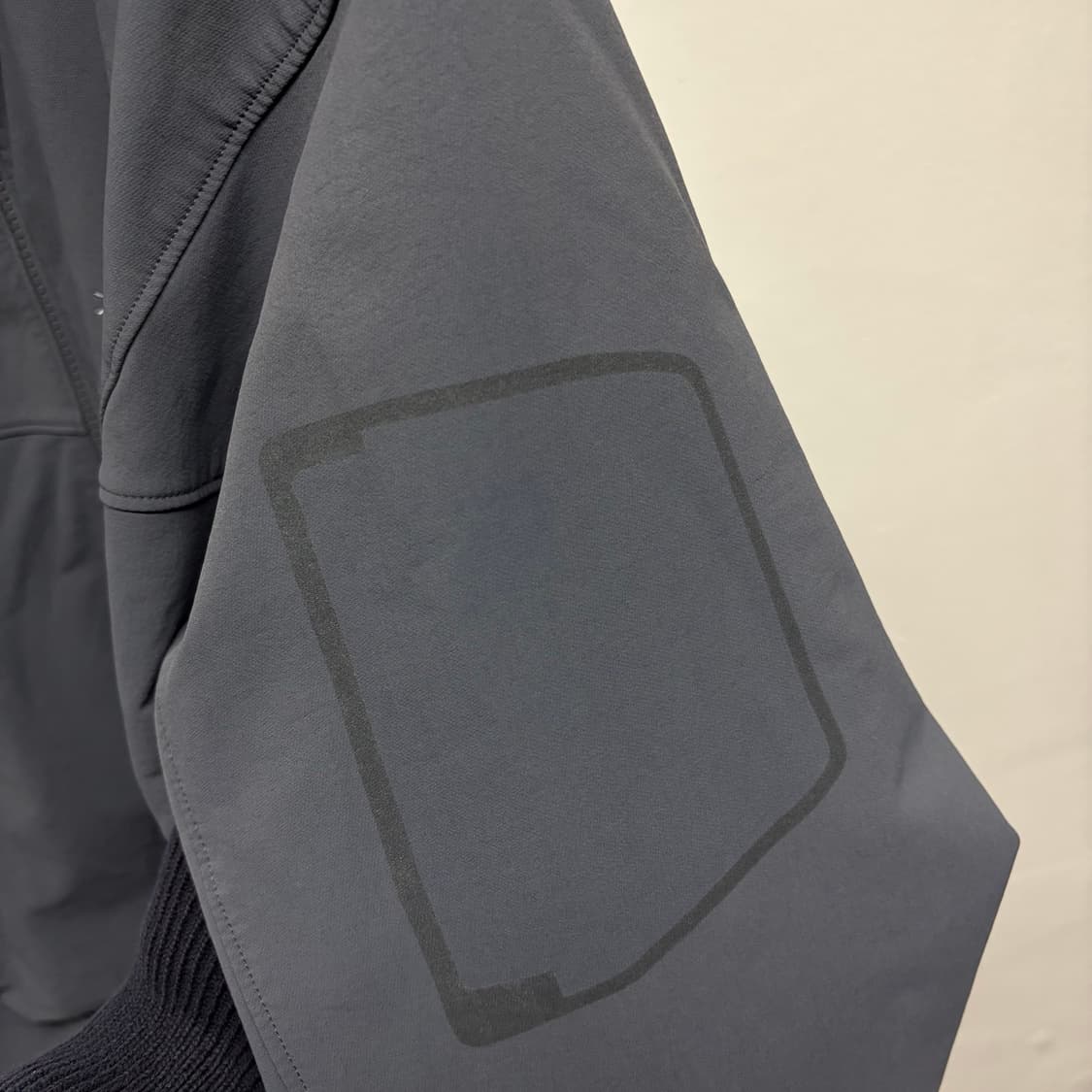 아크테릭스 감마LT 소프트 자켓 상품이미지9