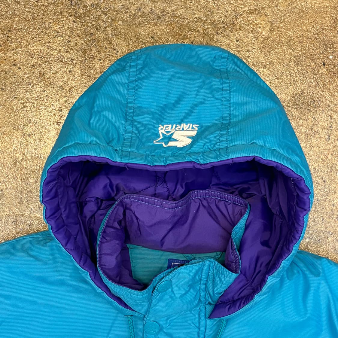 90s 미국 빈티지 스타터 NBA 샬럿 호네츠 패딩점퍼  상품이미지8