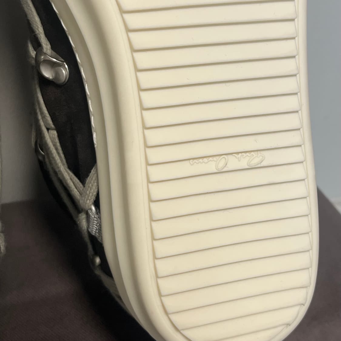 [43,44]릭오웬스 25ss 메가레이스 스니커즈/브라운 상품이미지5