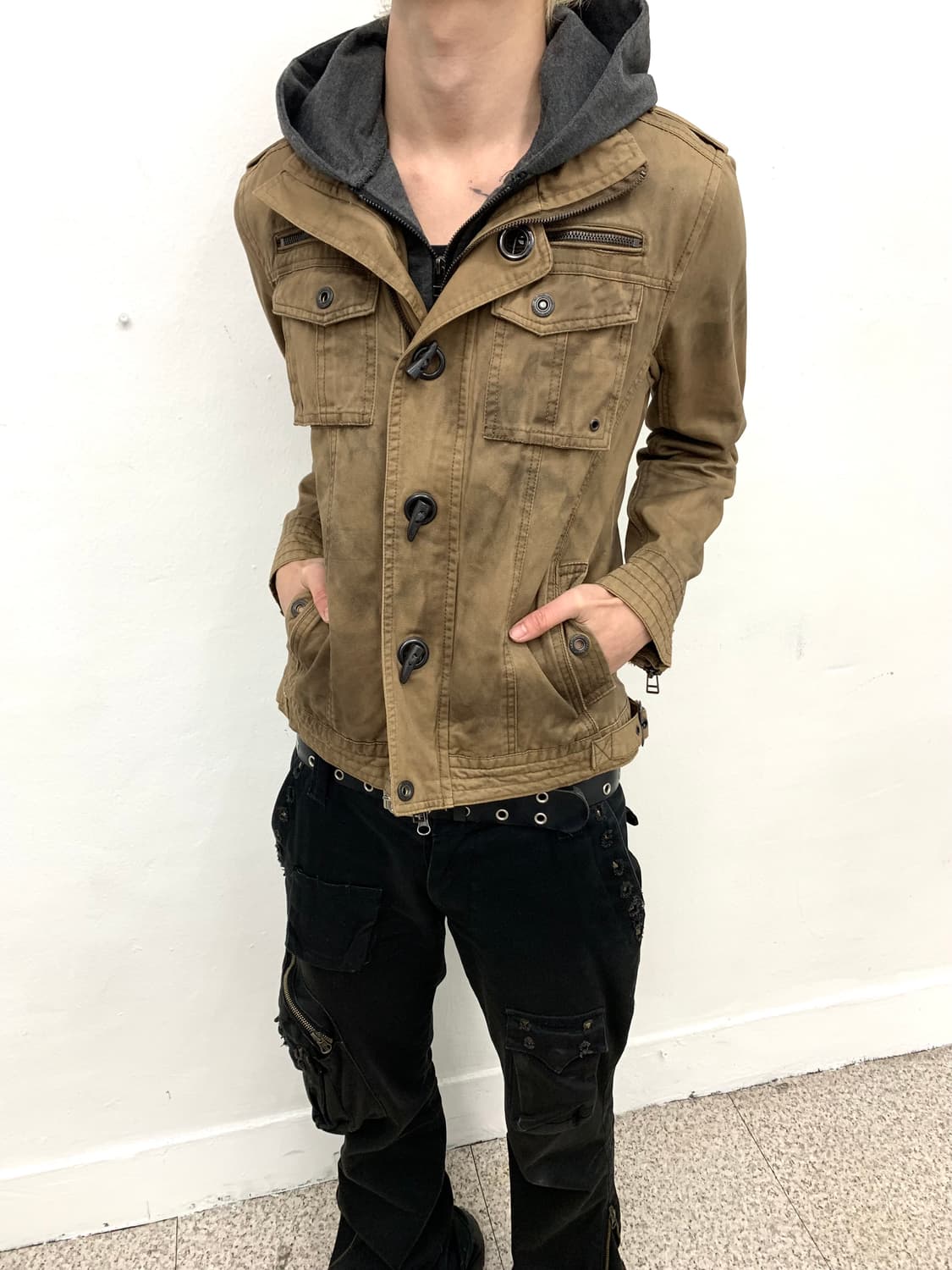 In the attic grunge mood hood layered ja 상품이미지2