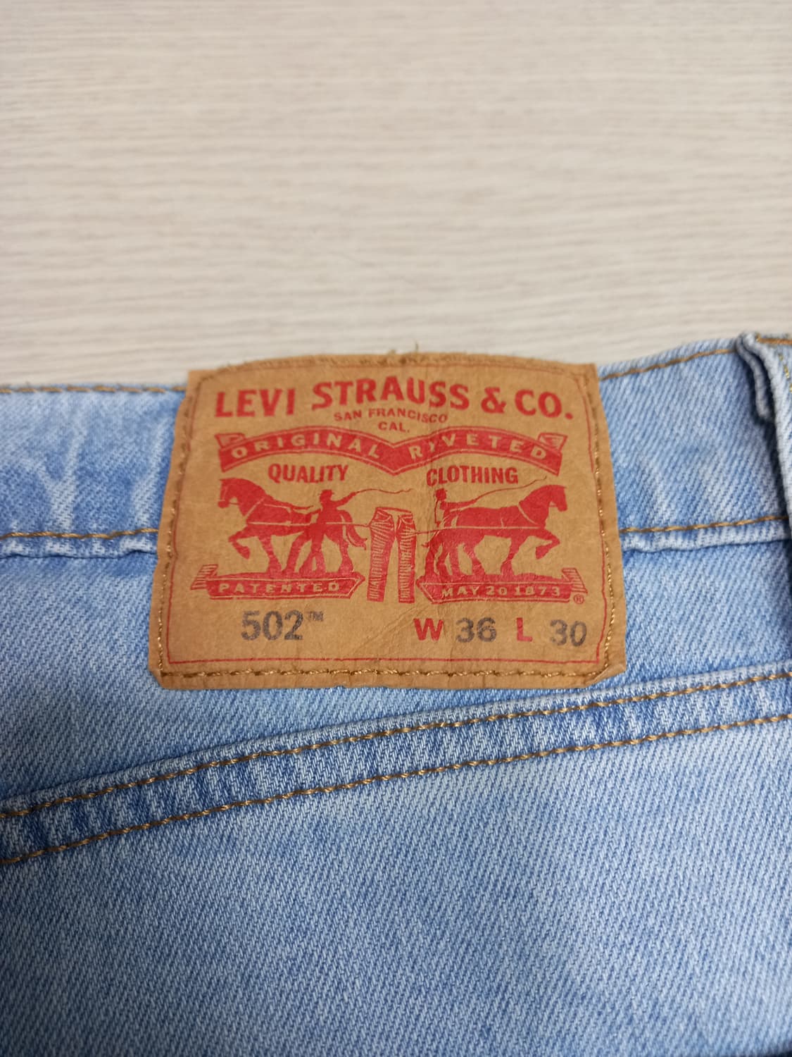 37 리바이스502 워싱 스판 슬림일자진 연청 37-142 상품이미지5