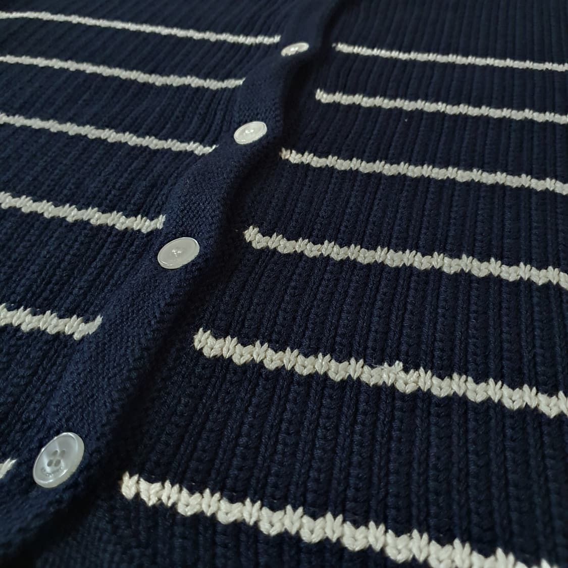 앳코너 스트라이프 니트 가디건 상품이미지4