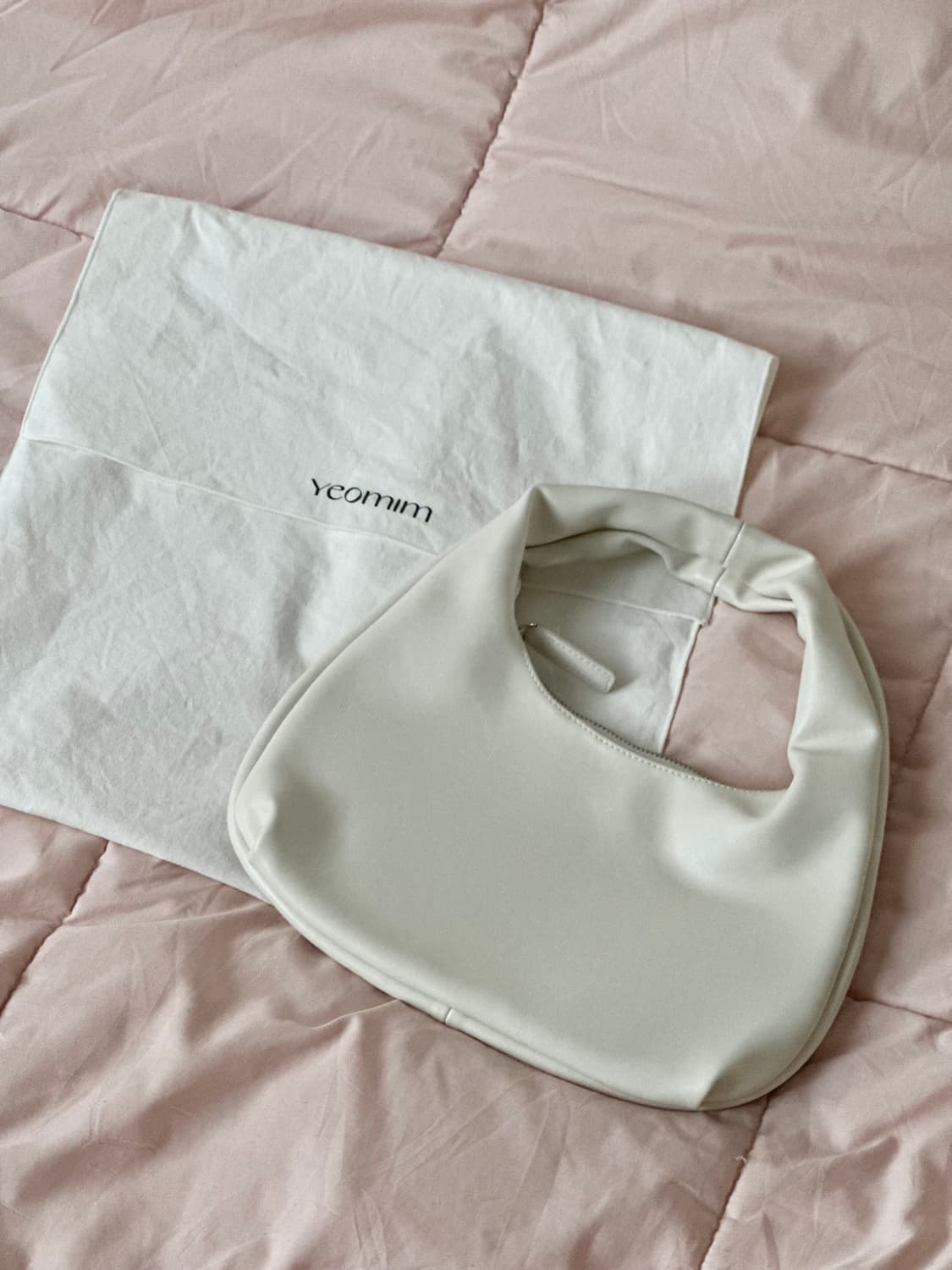 여밈 미니 플럼프백 화이트 상품이미지4