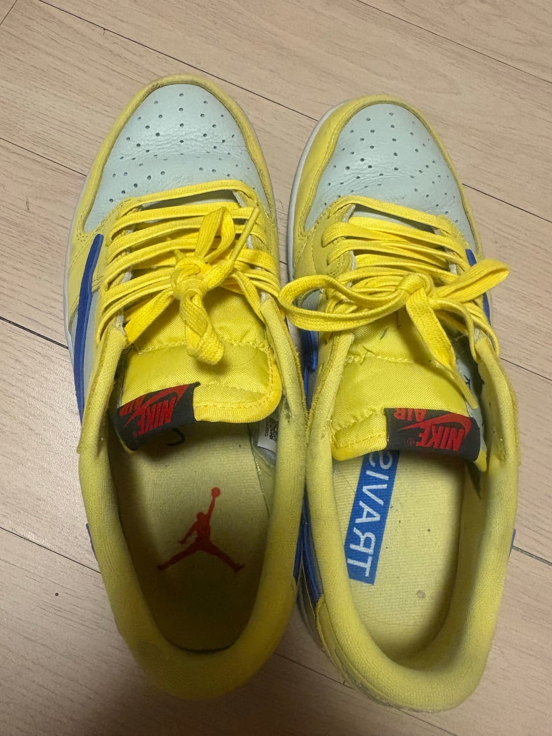 나이키 스캇 카나리 270 상품이미지1