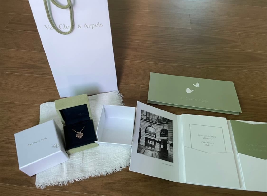 반클리프 아펠 알함브라 빈티지 그레이 목걸이 상품이미지3