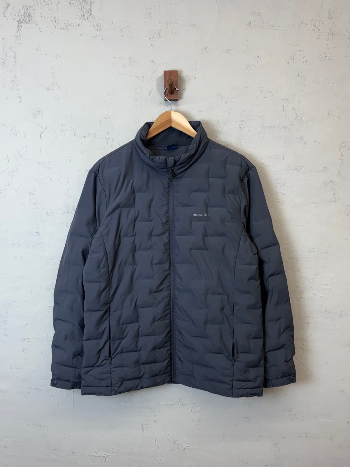 몽벨 구스다운 경량패딩 그레이 상품이미지1