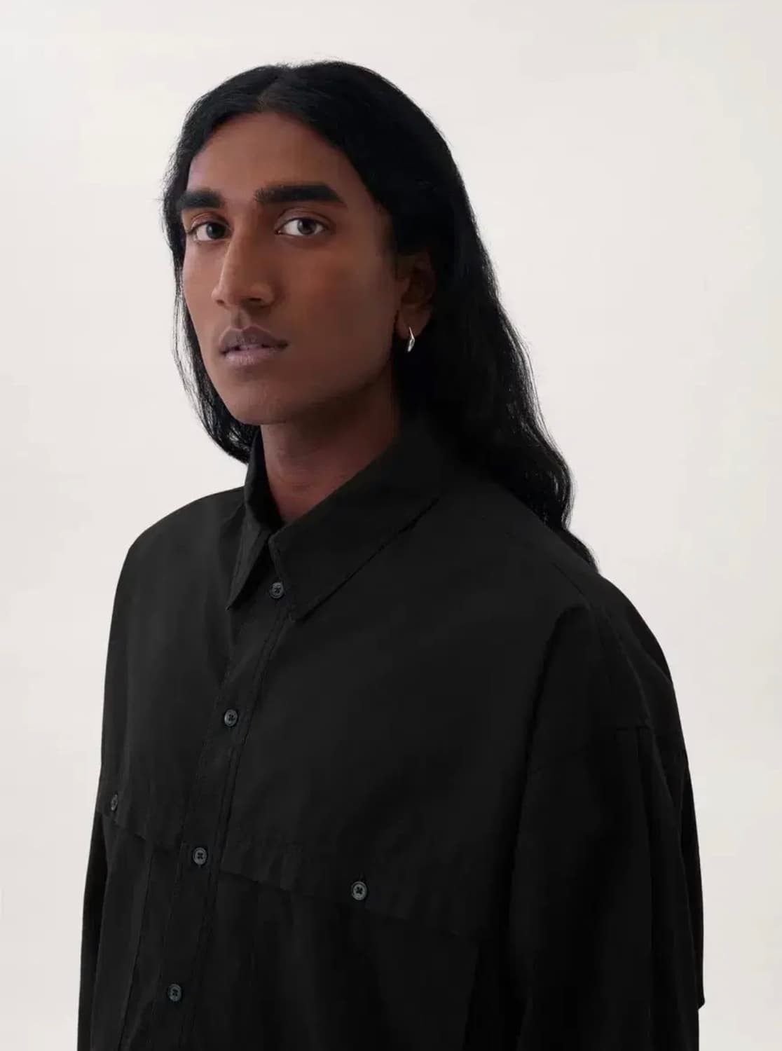 르메르 스톰플랩 셔츠 블랙 (46사이즈) 상품이미지2