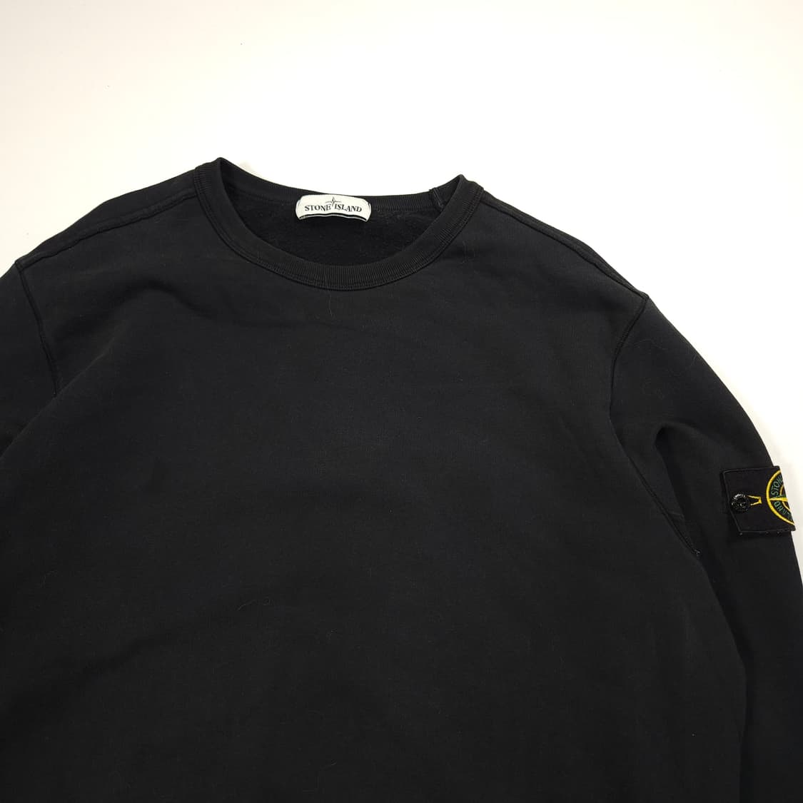 스톤아일랜드 와펜 맨투맨  상품이미지2