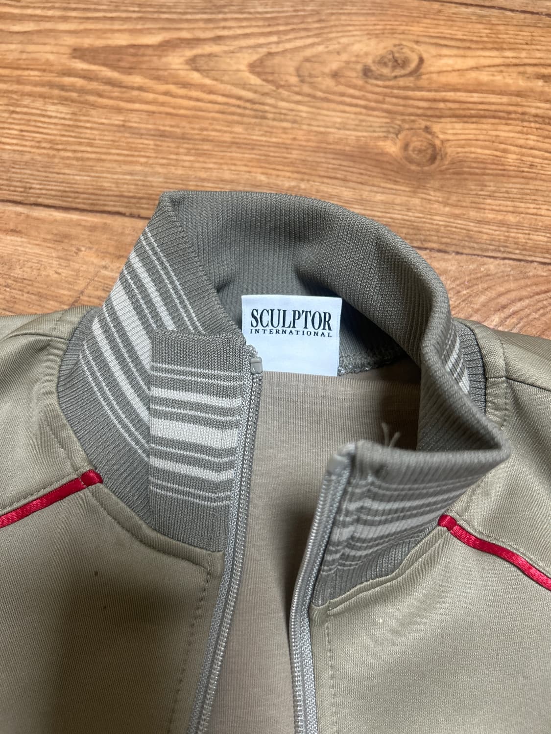 스컬프터 트랙 집업 상품이미지2