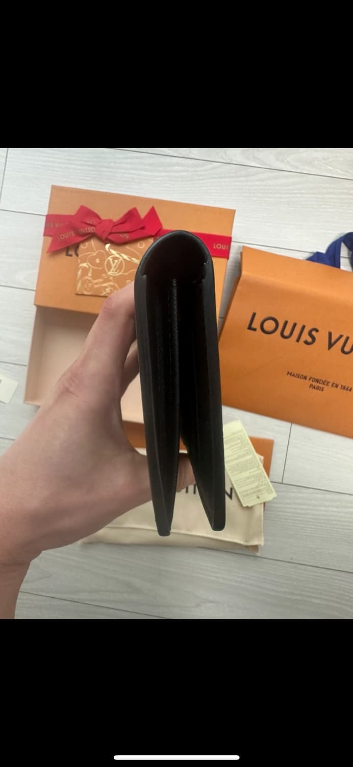 루이비통 타이가 장지갑 상품이미지4