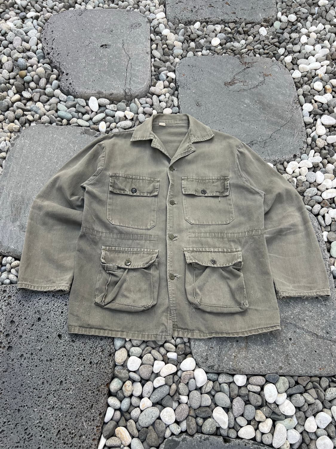 OLD VINTAGE DISTRESSED HBT 빈티지헤링본워크자켓 상품이미지1
