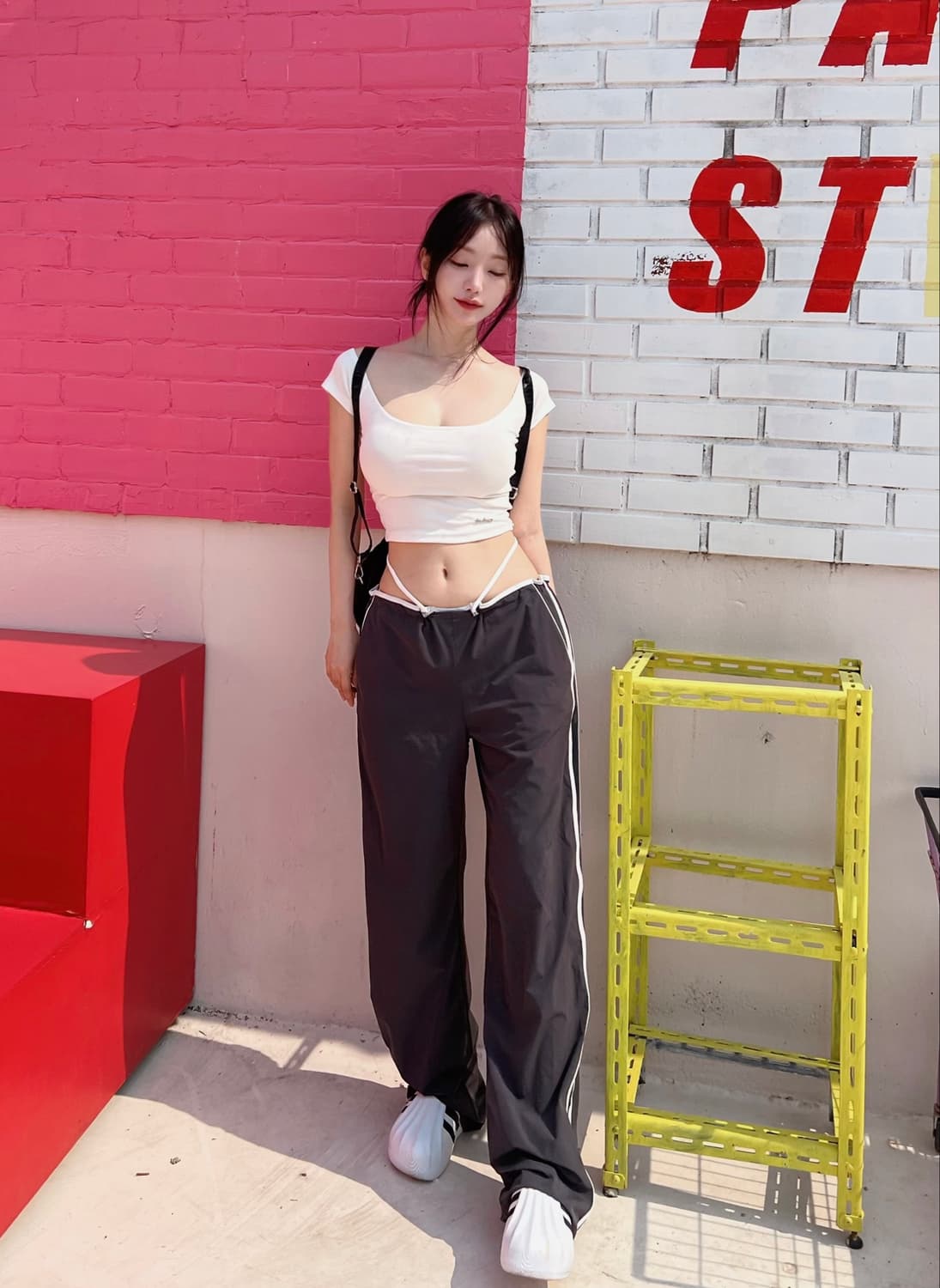 (택o새상품) 카인다미 발레리나 로고 반팔티 베이지 상품이미지4