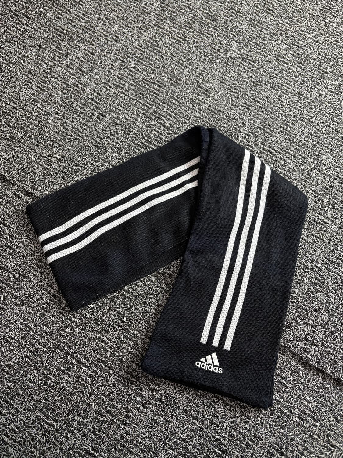 00s 아디다스 올드스쿨 에센셜 블랙 머플러 2969 상품이미지3