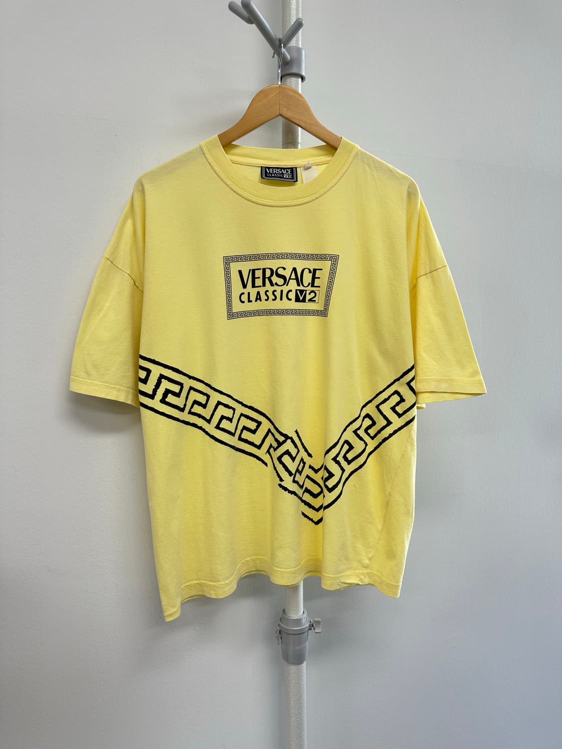 베르사체 아카이브 로고 티셔츠 상품이미지2