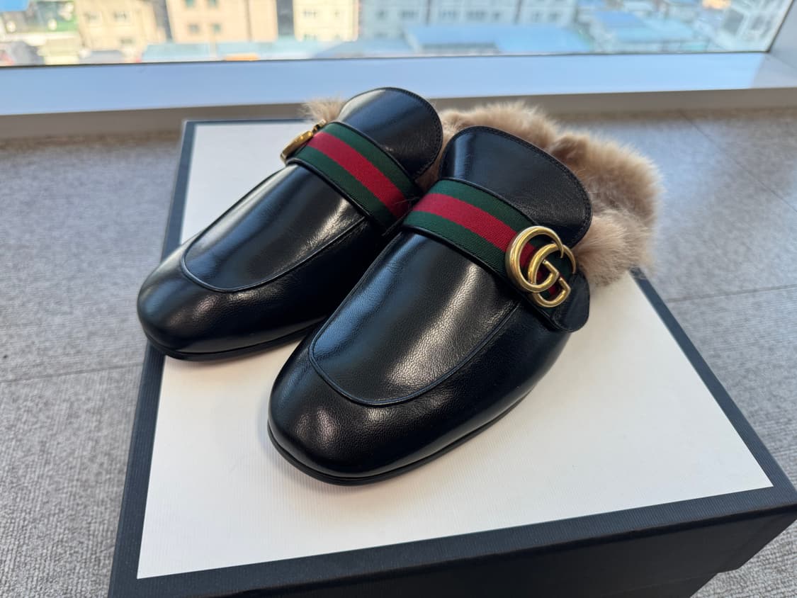 구찌 프린스타운 마몽G 퍼 홀스빗 뮬 상품이미지4