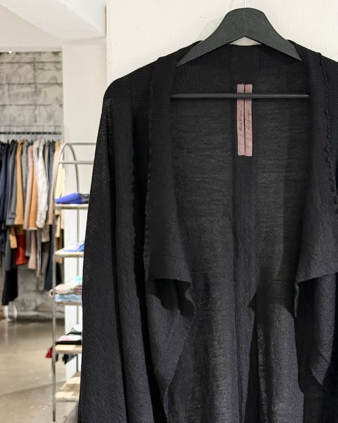릭 오웬스 13fw PLINTH 블랙 드레이프 롱 가디건 상품이미지2