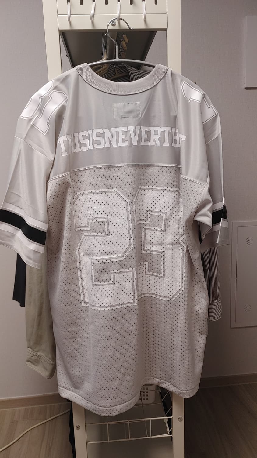 디스이즈네버댓 메쉬 풋볼 티셔츠 그레이 M 상품이미지2