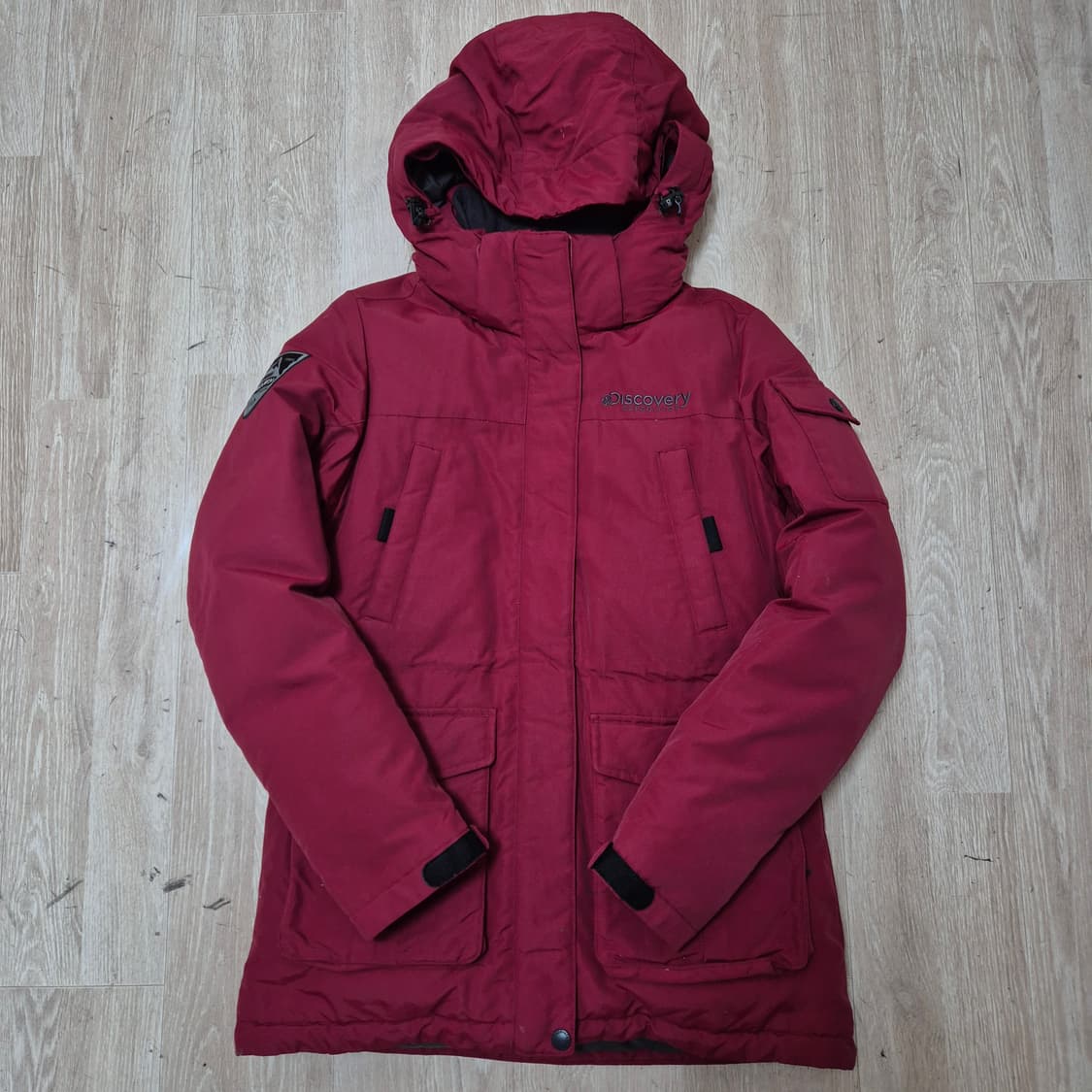 디스커버리 여성 1985 패치 구스다운 후드 패딩 점퍼 S(90) 상품이미지1