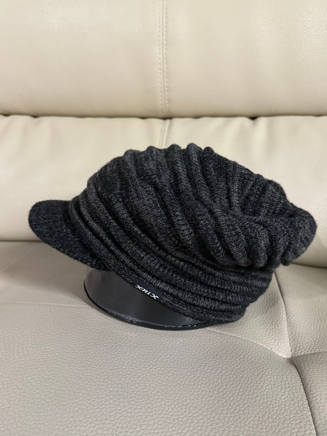 Charcoal shirring detail knit cap 상품이미지4