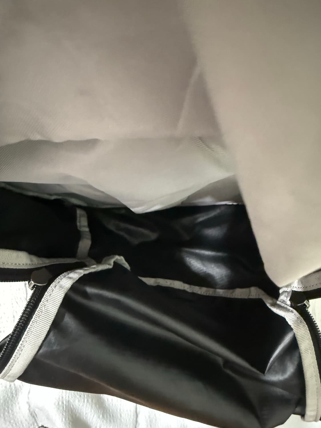 살로몬 백팩 상품이미지4