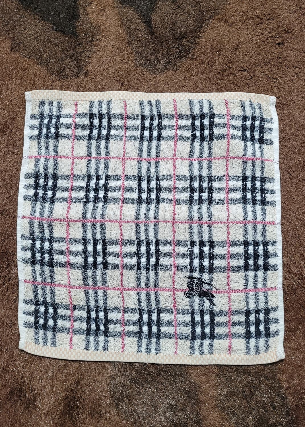 버버리 타올 손수건(큰사이즈: 32*34) 상품이미지1