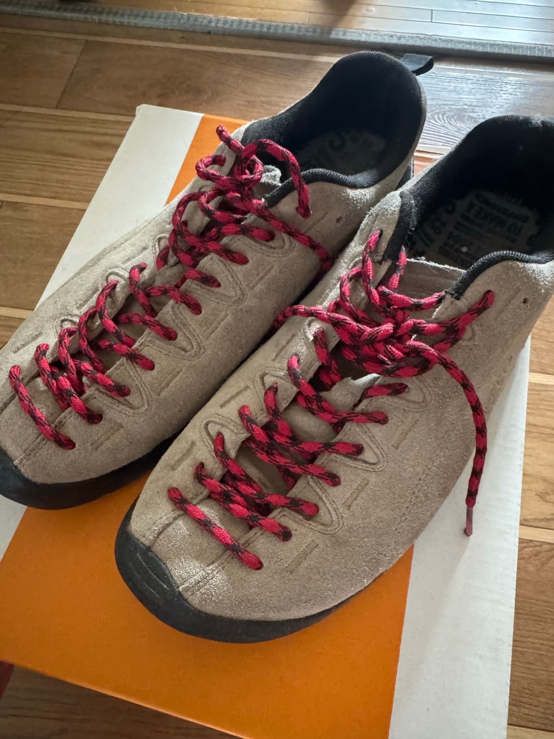 킨 재스퍼 스웨이드 스니커즈 실버 밍크 280 상품이미지1