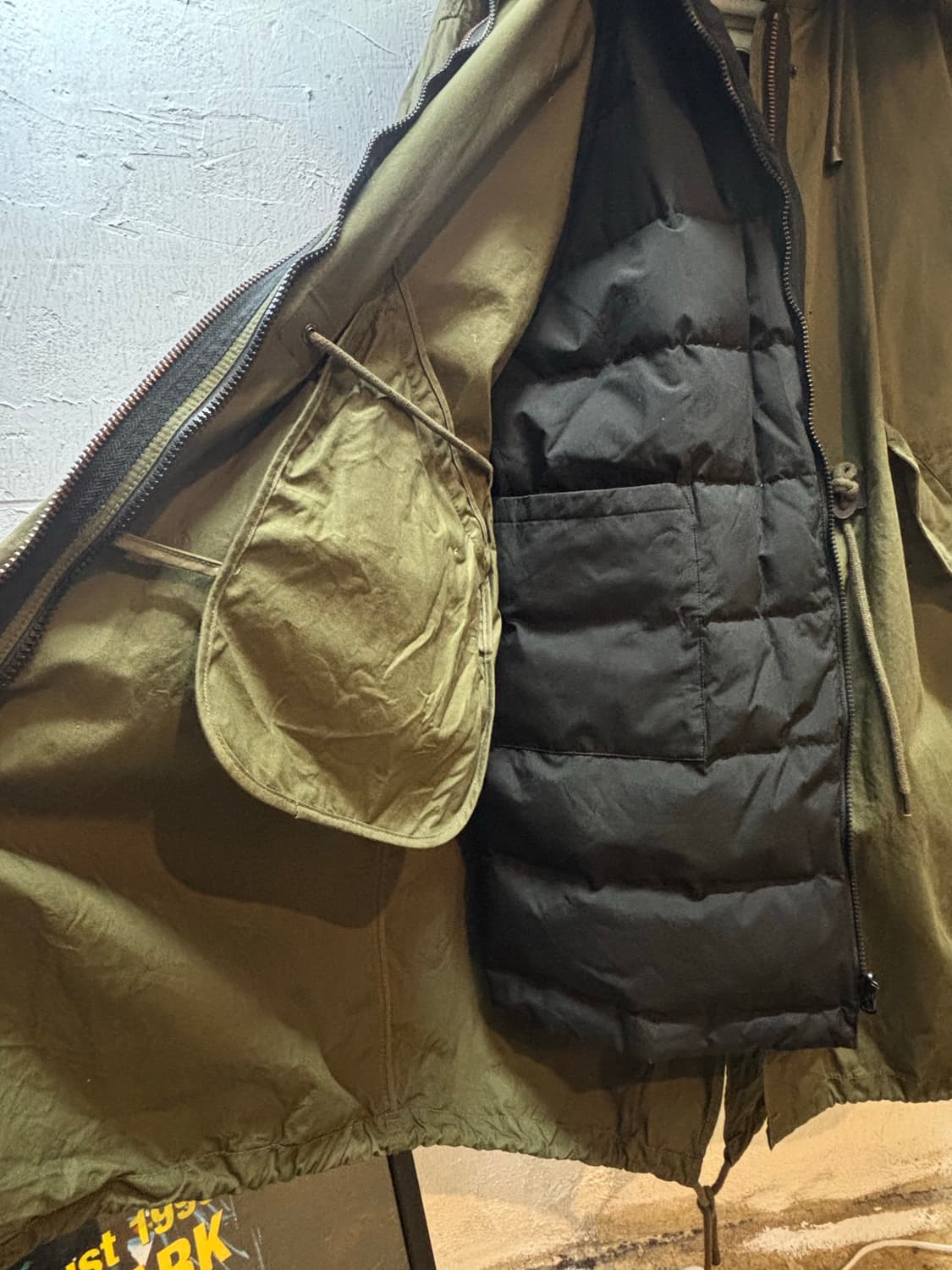 카이 아크만 덕다운 라쿤 야상 점퍼 상품이미지7