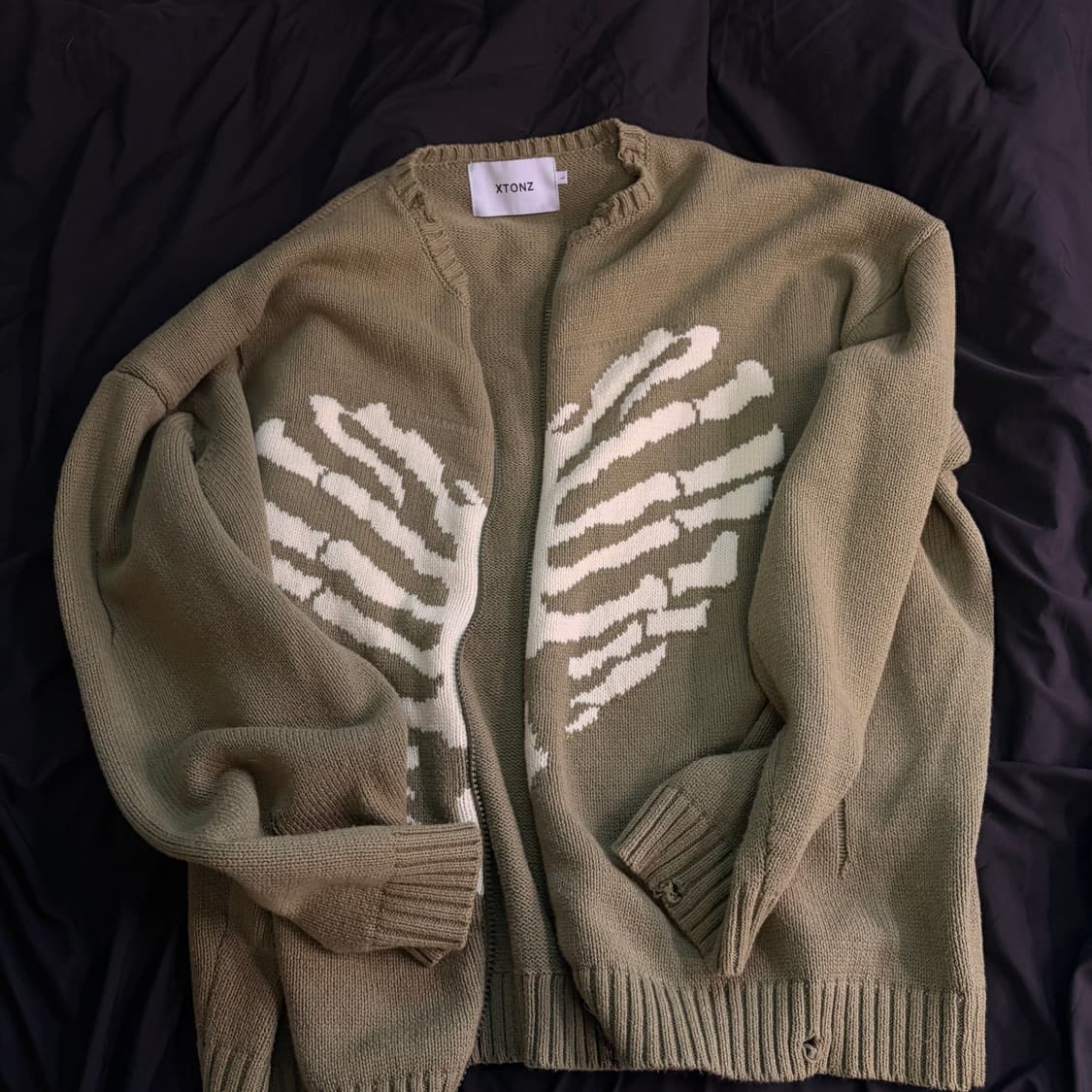 엑스톤즈 하트 니트 집업 상품이미지1