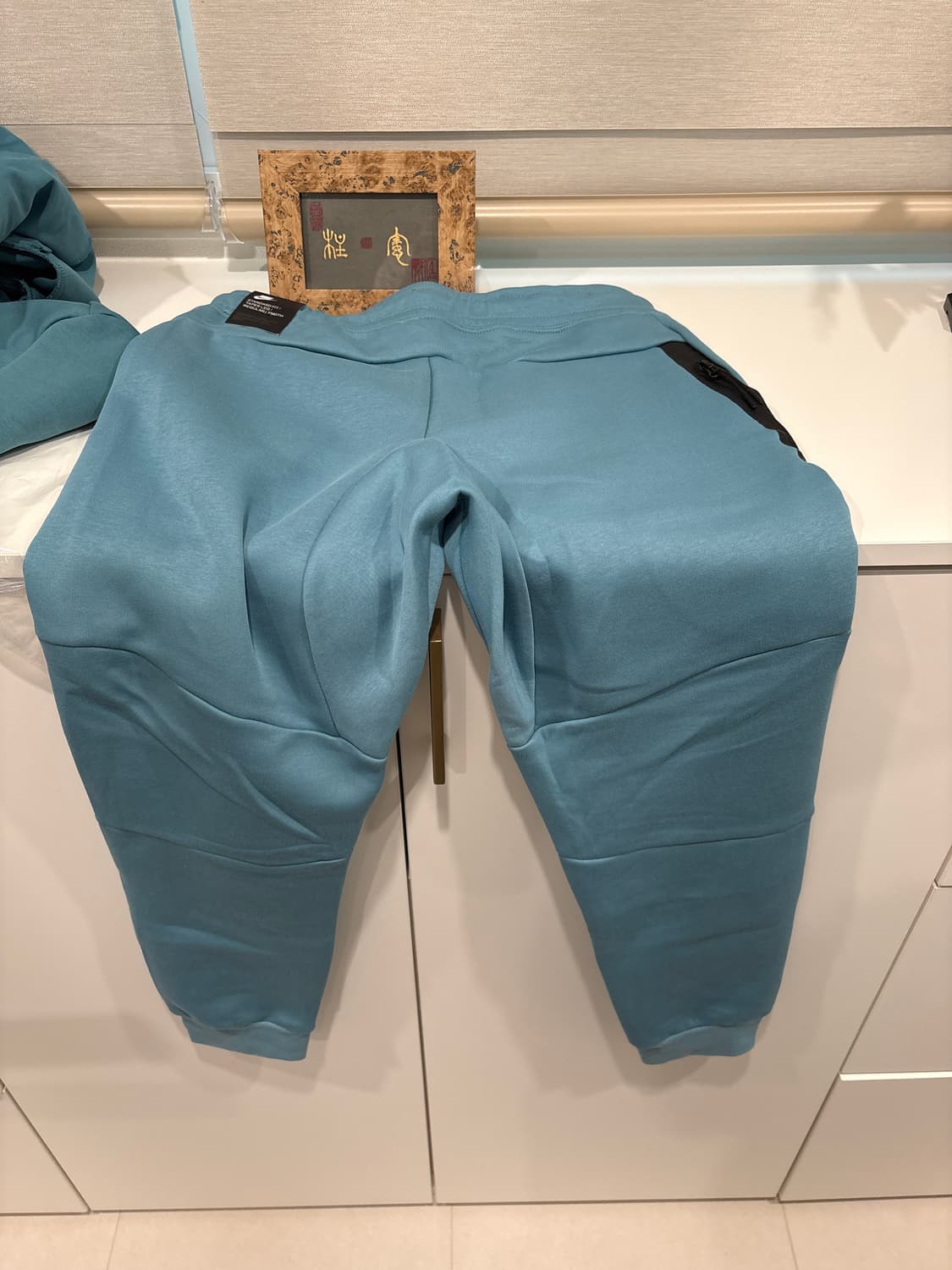 나이키 테크 플리스 팬츠 상품이미지2