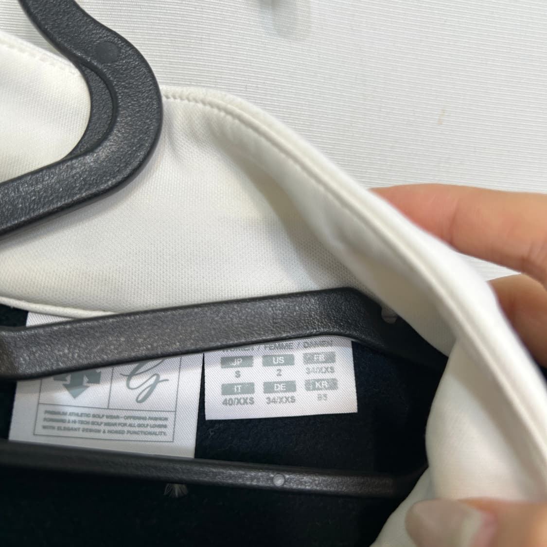 데상트 여성 집업 85 상품이미지2