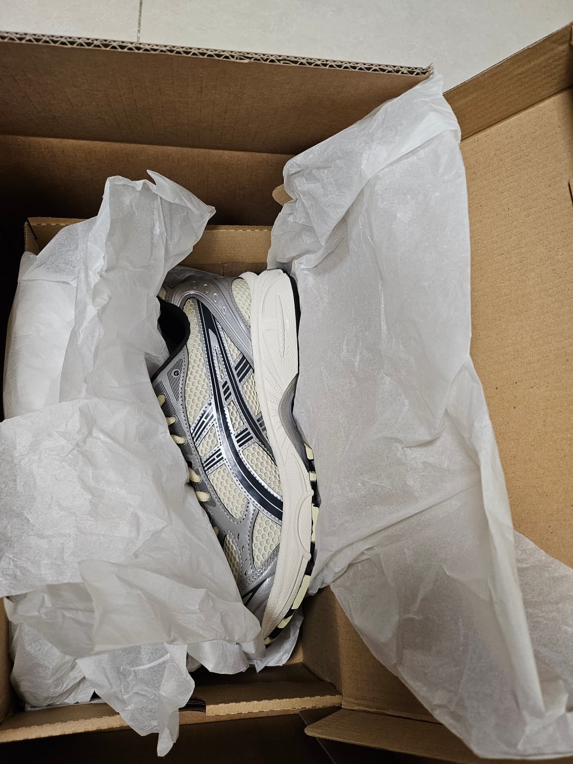 아식스 젤 카야노 14 오이스터 화이트 스티플 그레이 상품이미지2