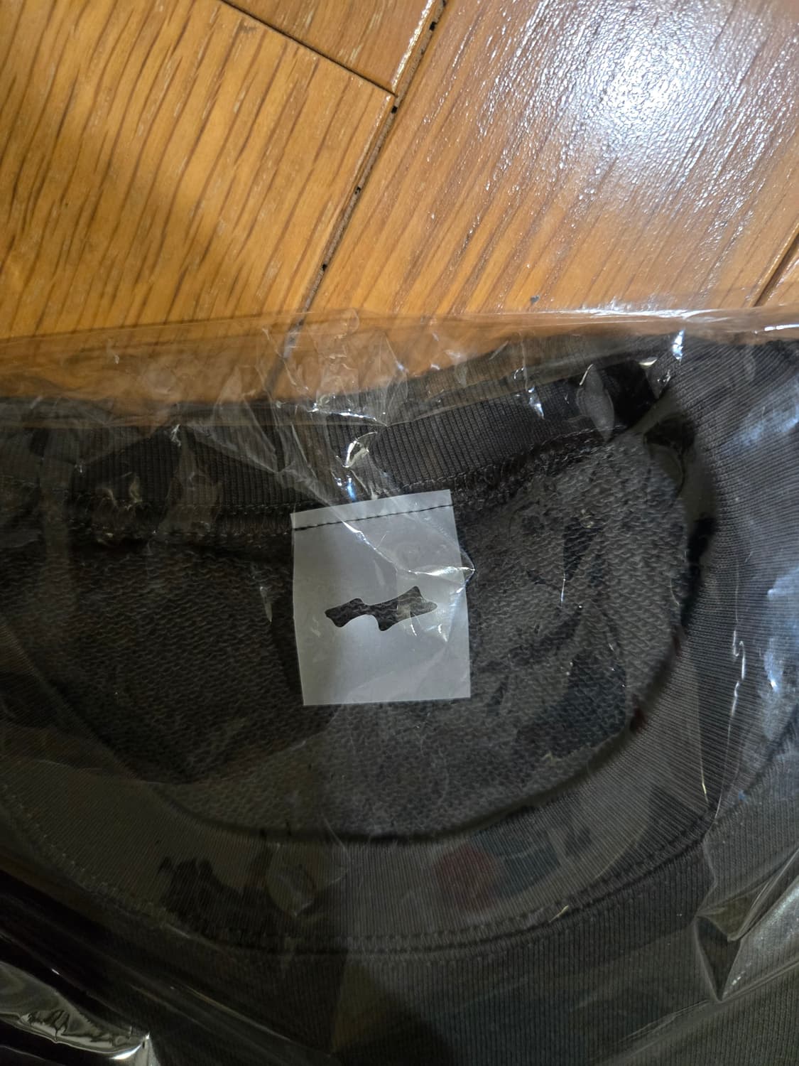 Skylrk 도쿄 팝업 CREWNECK  상품이미지3