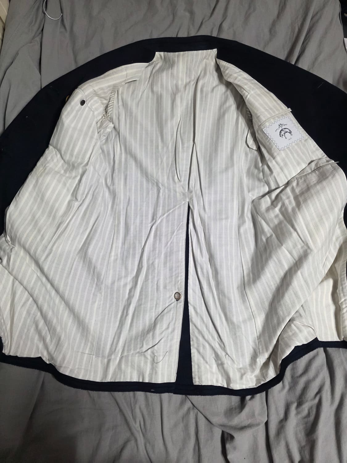 브룩스 브라더스 블랙플리스 네이비 금장코트 상품이미지2