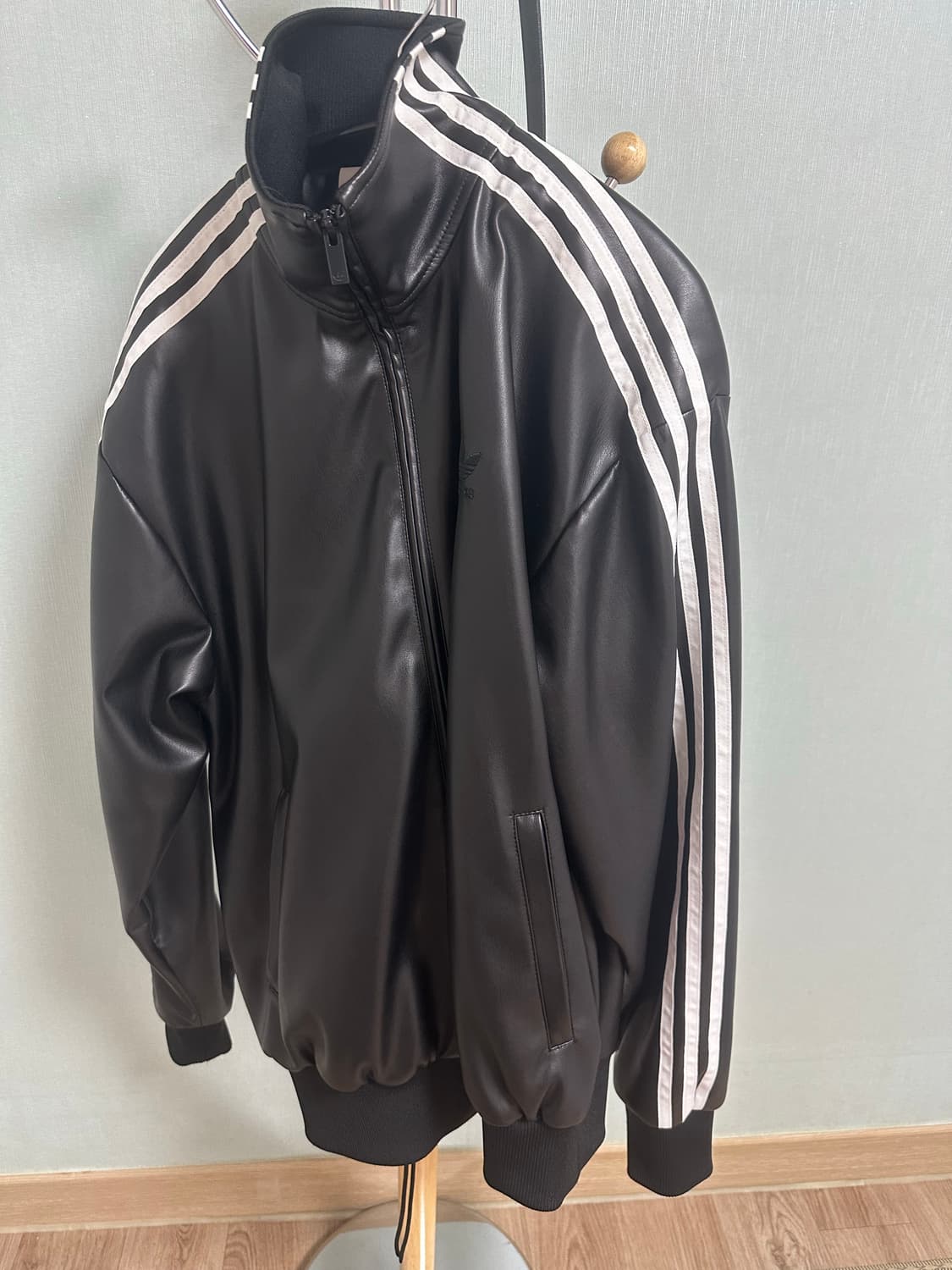 아디다스 포우 레더 트랙탑 M 상품이미지1