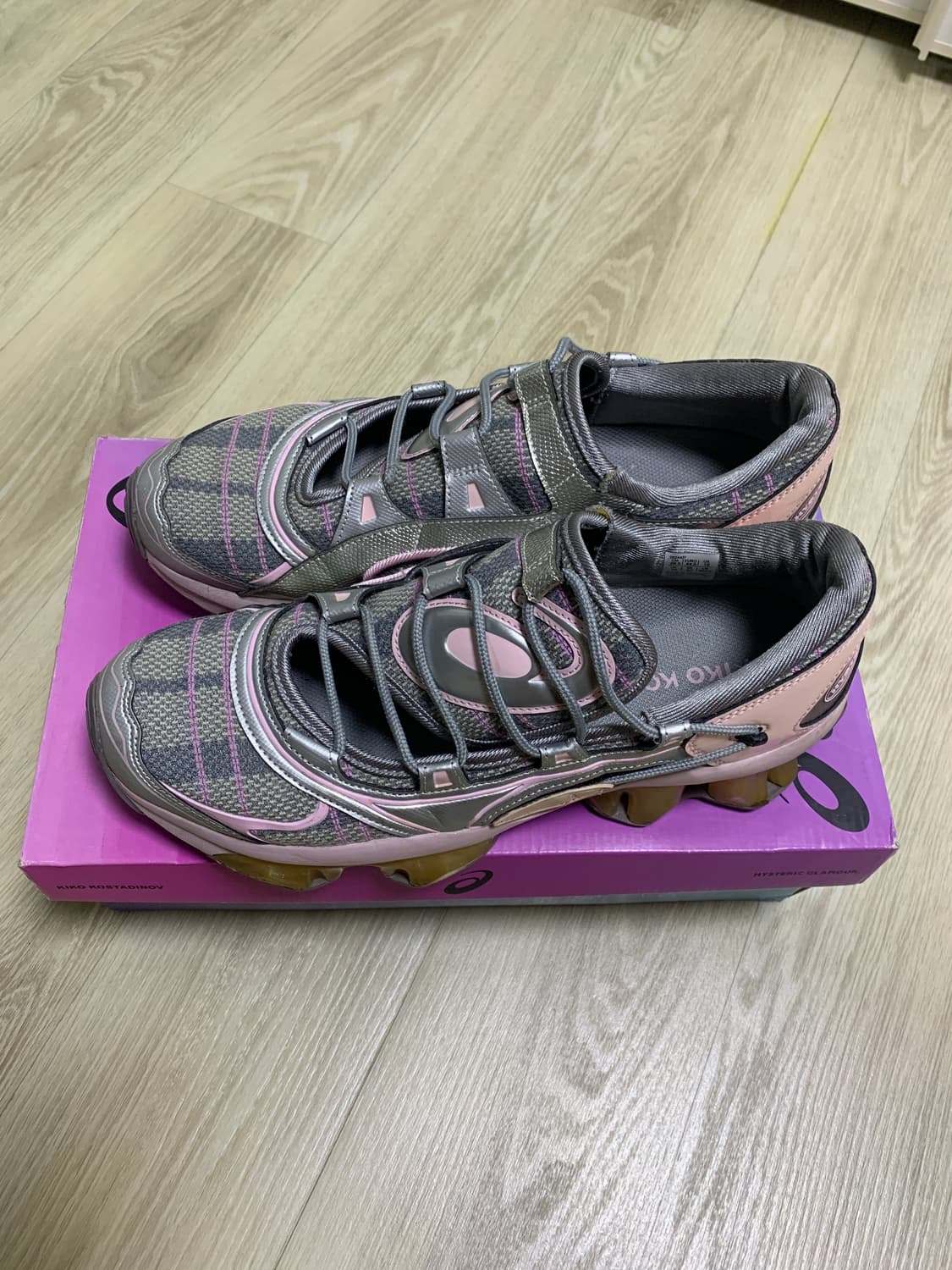 아식스x키코 코스타디노브x히스테릭 글래머 젤 퀸텀 코튼캔디 상품이미지2