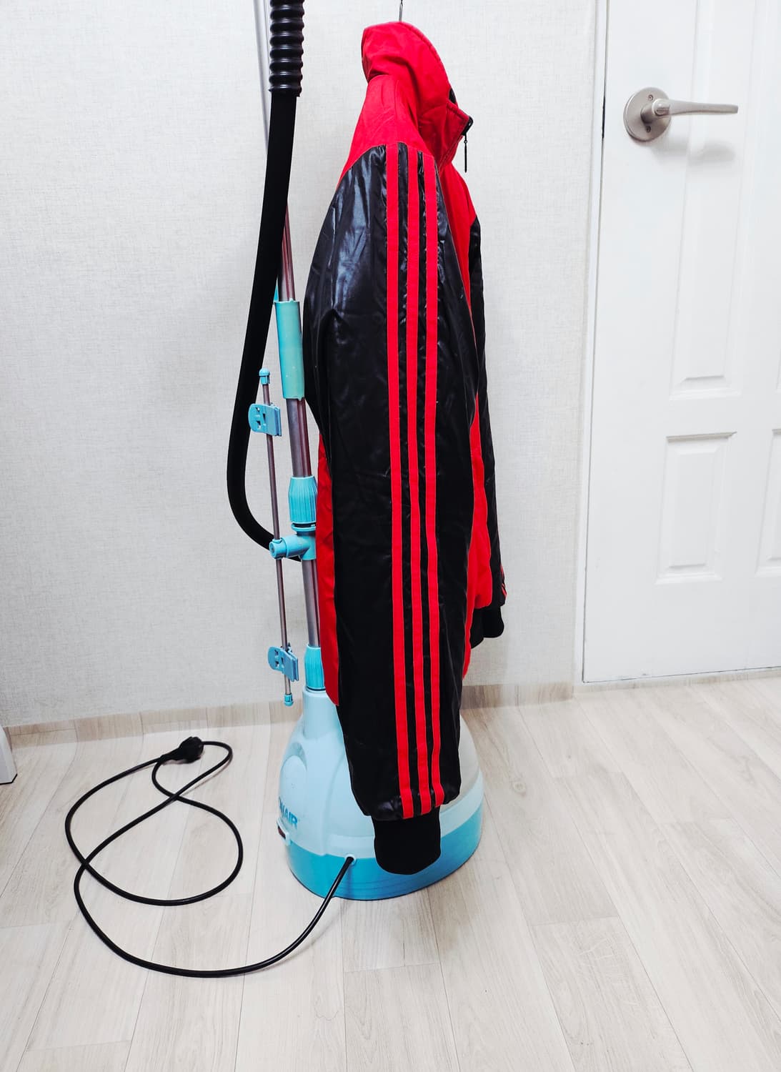 (100)L☆초대장급☆아디다스 파이어버드 AC밀란 리버시블[검빨]양면패딩 상품이미지4