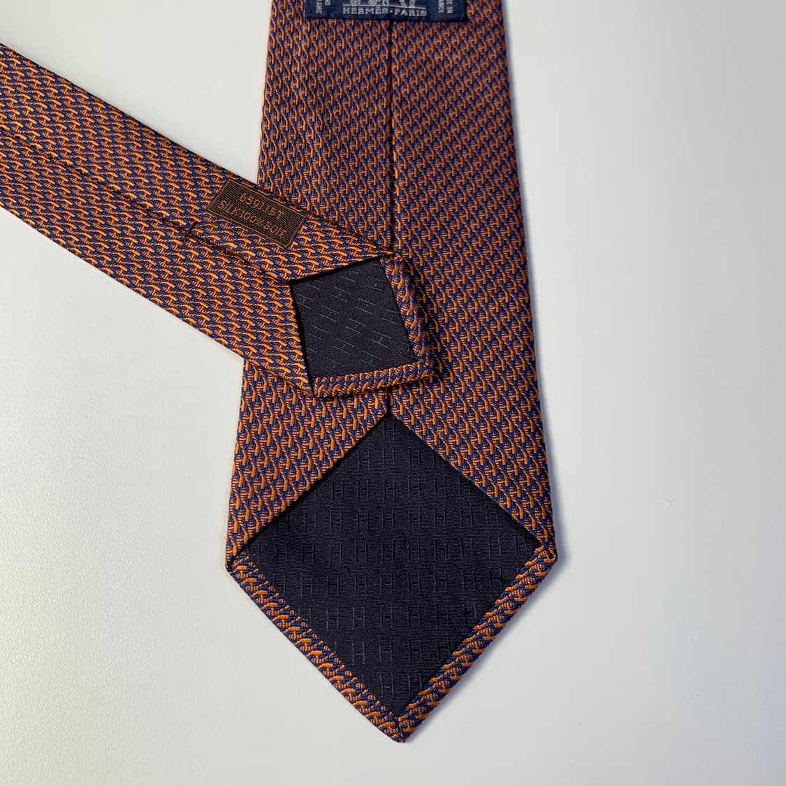 에르메스(HERMES) H로고 기하학적패턴 프랑스 100실크 명품넥타이 상품이미지6