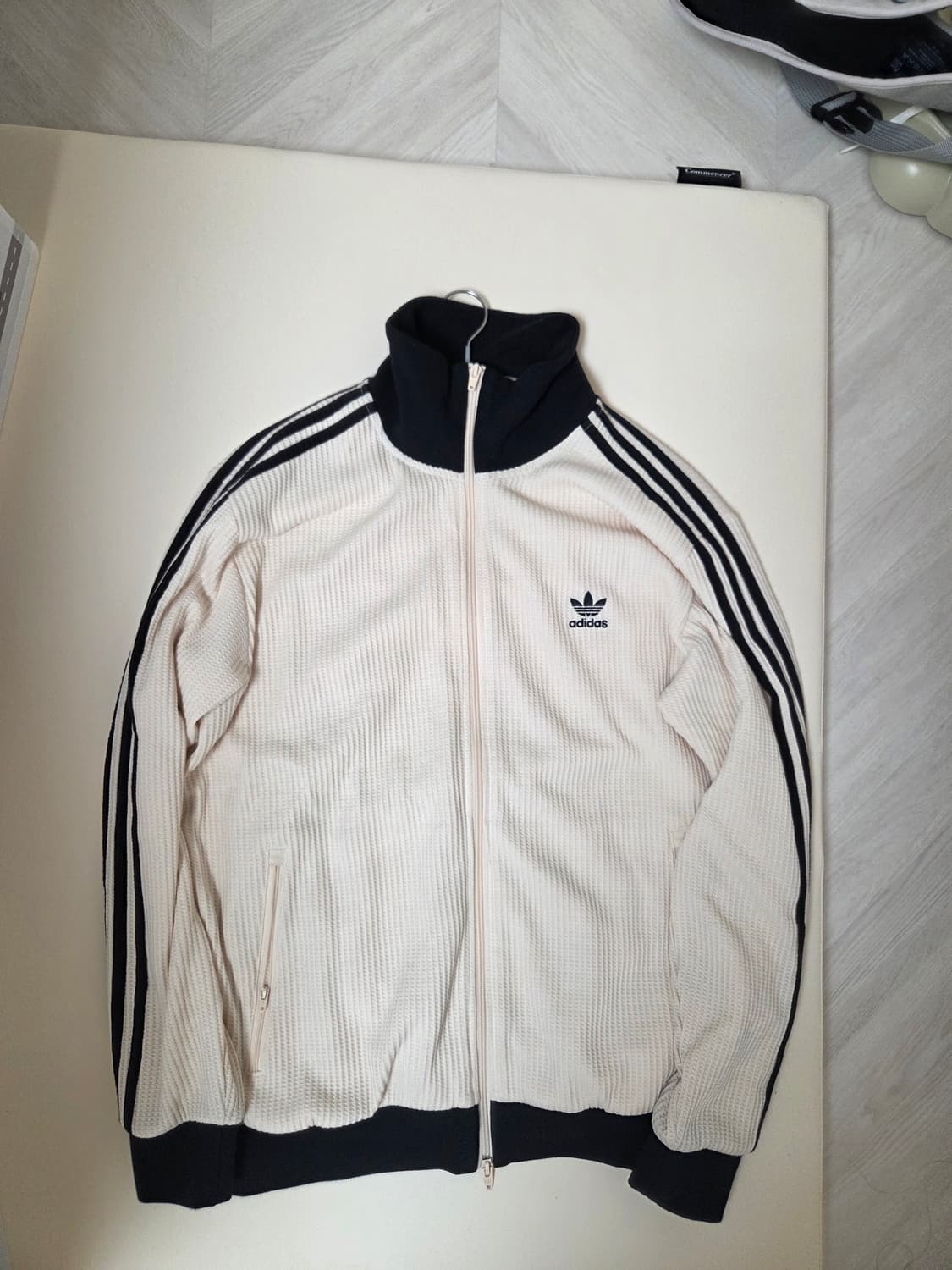 아디다스 와플 베켄바우어 트랙탑 화이트 2xl (택포) 상품이미지2