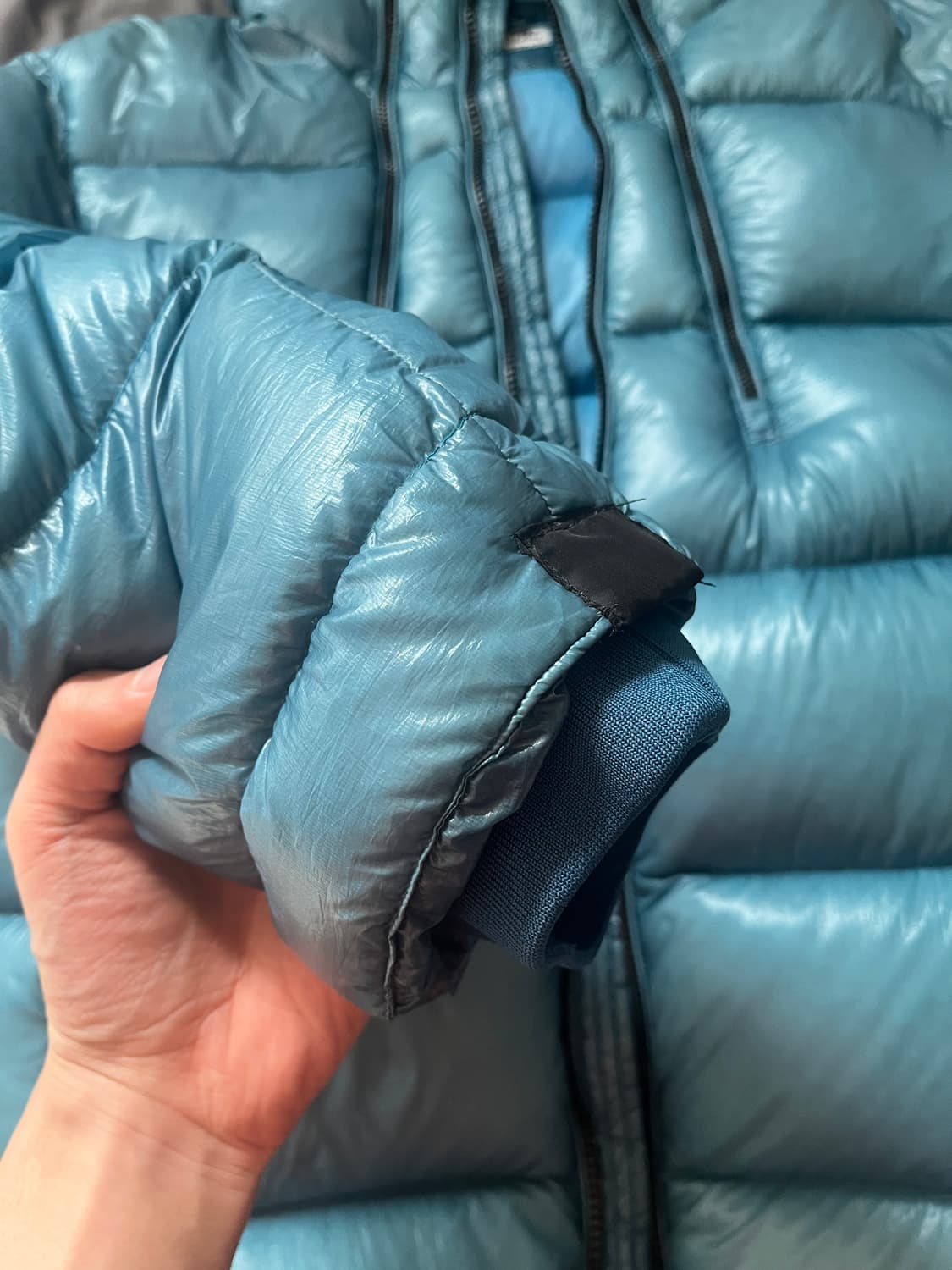 cp컴퍼니 dd쉘 고글패딩 상품이미지3