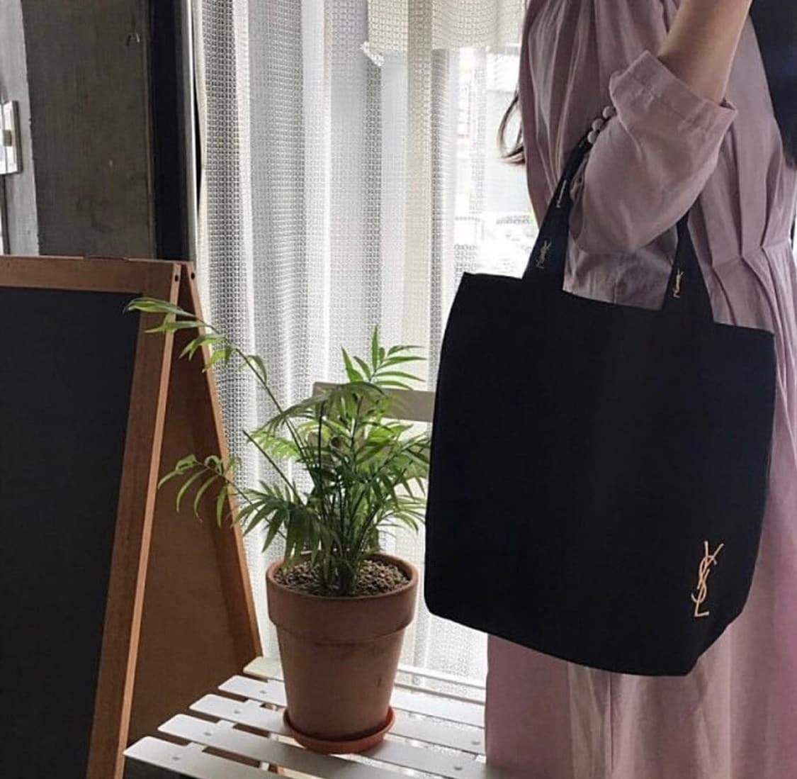 입생로랑 퍼퓸 에코백  상품이미지2