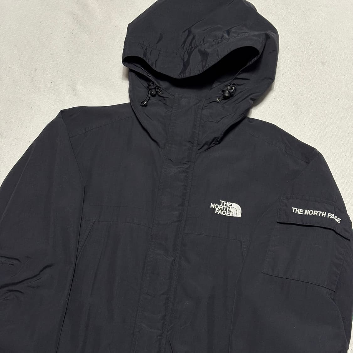 100 노스페이스 암포켓 블랙 바람막이 자켓 상품이미지1