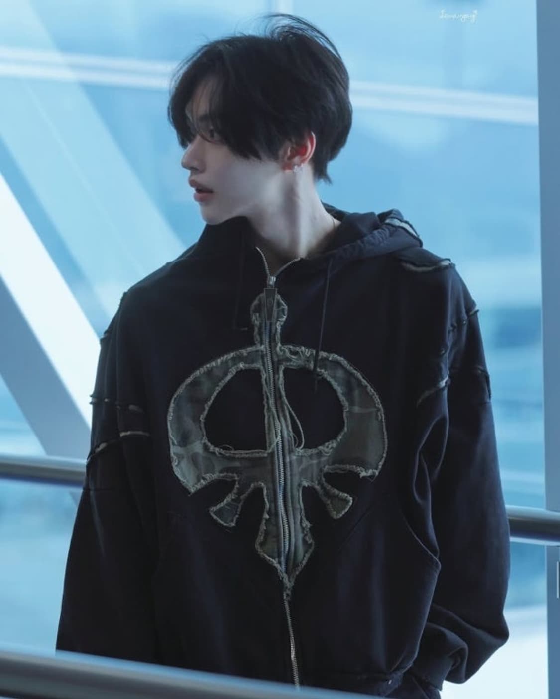 원빈 착용 skoot 스쿠웃 후드집업 상품이미지1