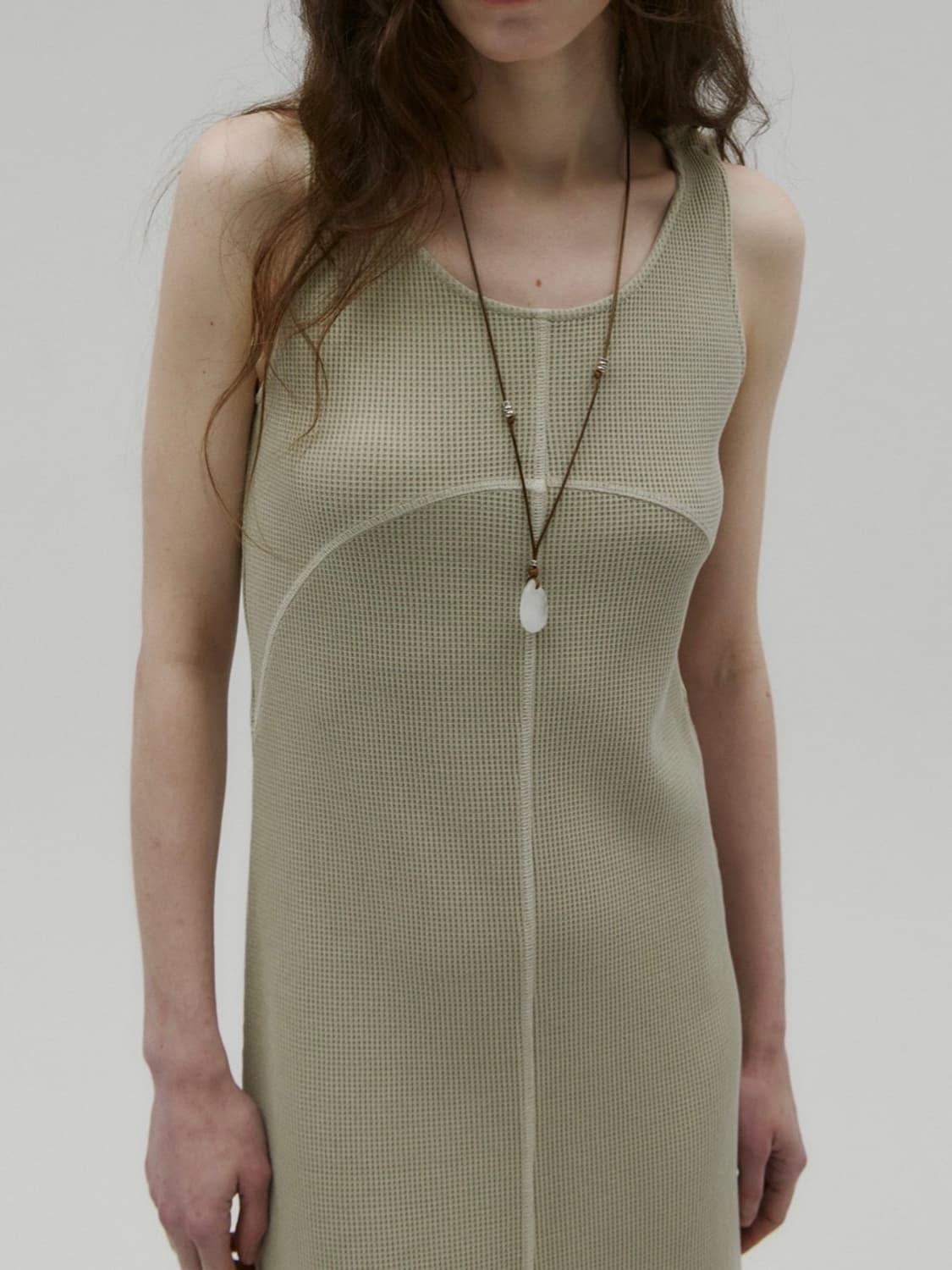 솔티페블 원피스 베이지 상품이미지4