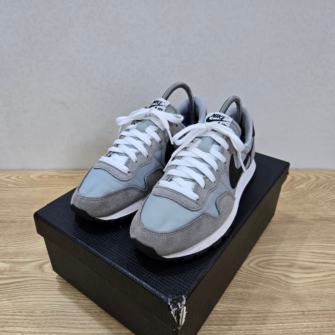 250 나이키 빈티지 에어 페가수스 83 울프그레이 상품이미지1