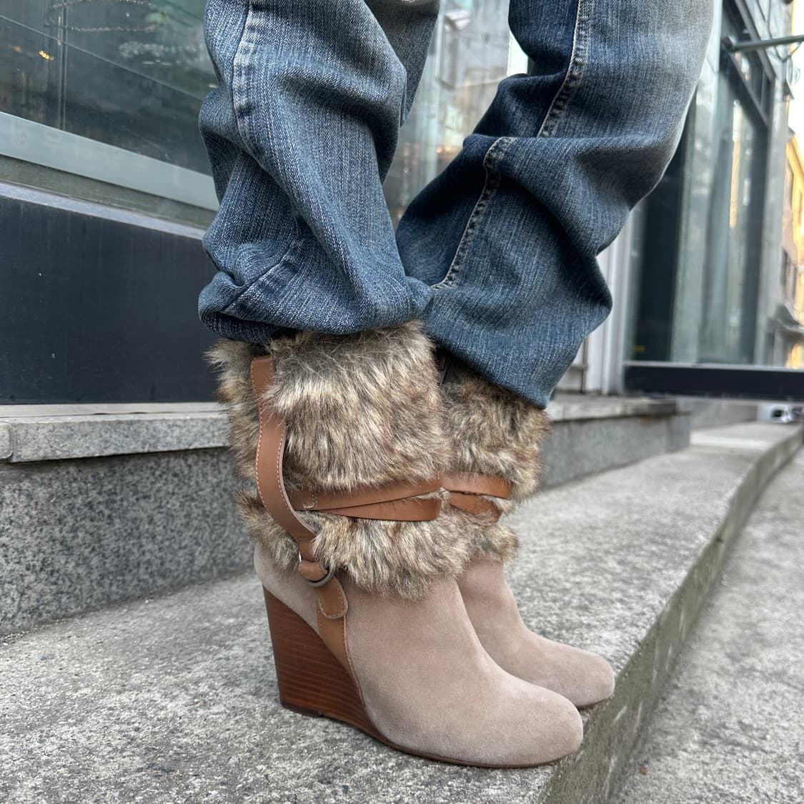 00s 스웨이드 & 퍼 웨치힐 부츠 상품이미지1